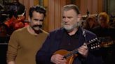 Brendan Gleeson shades Colin Farrell with Paddington joke during SNL