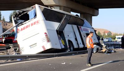 Nine killed after bus crashes into overpass in Turkey