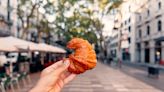 Cómo el croissant se convirtió en un icono de la panadería francesa aunque no lo inventaron ellos