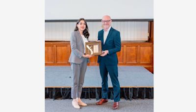 Indian World Record-Holding Cake Artist Prachi Dhabal Deb Honored at Oxford University for Royal Icing Excellence