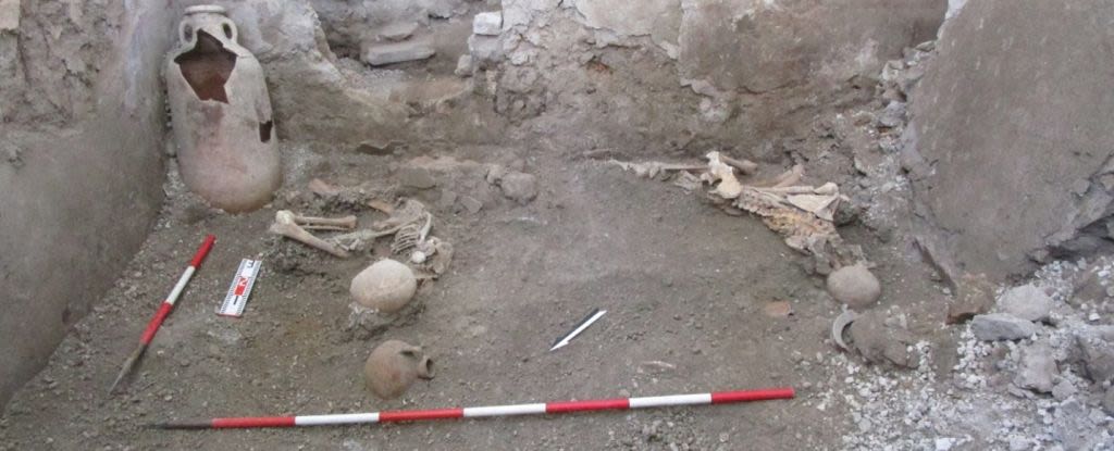 New Pompeii Skeletons Reveal Another Disaster Added to Vesuvius Eruption's Horror