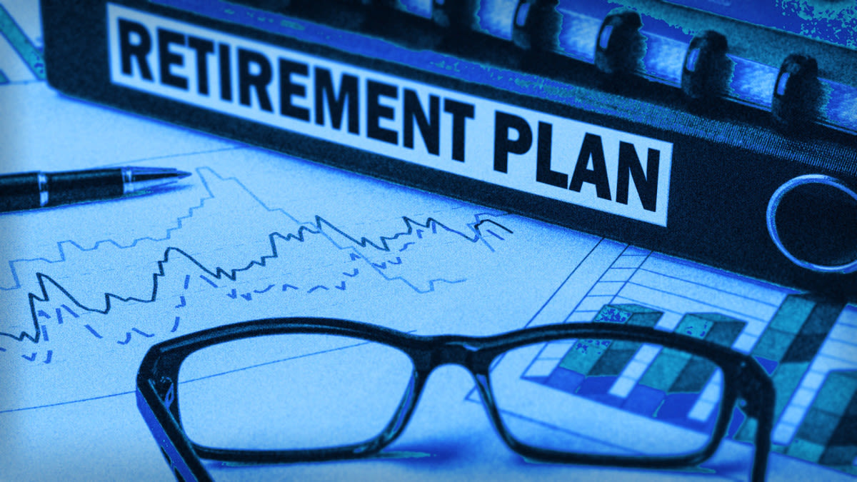 Average Americans see 2 very different 401(k) retirement realities