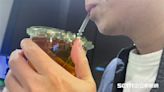 天熱常喝冰飲「融化」性能力？泌尿醫坦言會血管收縮！3招改善弟弟表現