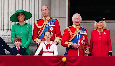 Buckingham Palace visitors to get chance to re-enact iconic Royal Family balcony moment... almost