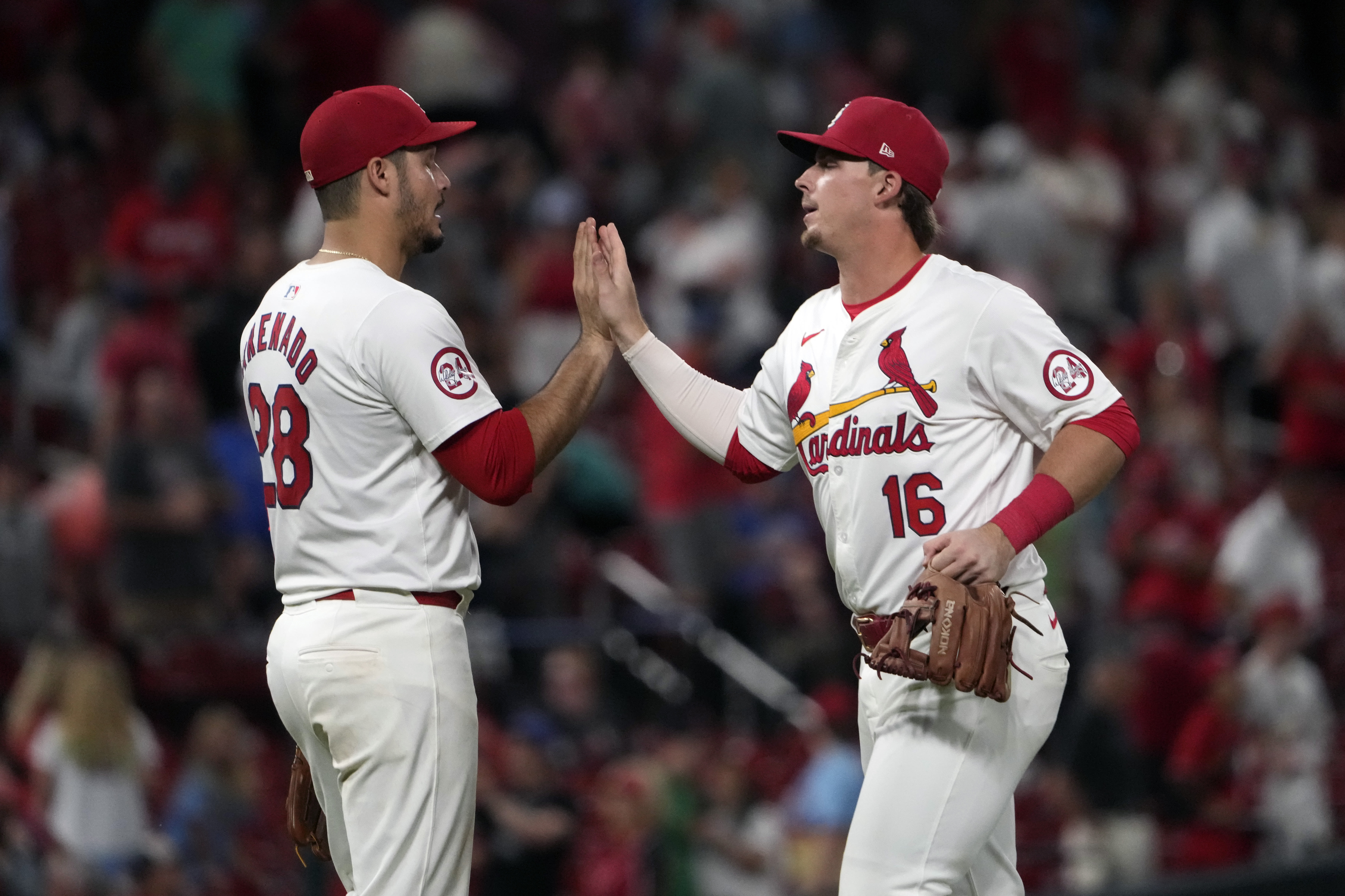 Nolan Arenado and Iván Herrera back Sonny Gray in Cardinals' 4-2 win over Pirates