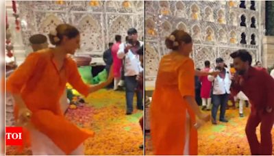 Ananya Panday's expressive dance at Anant Ambani-Radhika Merchant's Haldi steals hearts | Hindi Movie News - Times of India