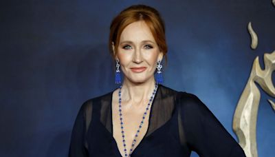 J.K. Rowling critica PL Antiaborto: 'as mulheres brasileiras que protestam contra esta lei têm minha simpatia'