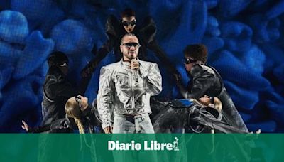 J Balvin postula su candidatura al trono del reggaeton en el Pabellón Olímpic de Badalona