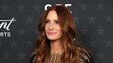 Julia Roberts stuns in sequinned gown at 2023 Critics Choice Awards: 'Hasn't aged'