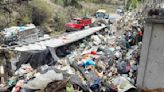 Volcadura de camión con basura deja daños en terrenos de Naucalpan