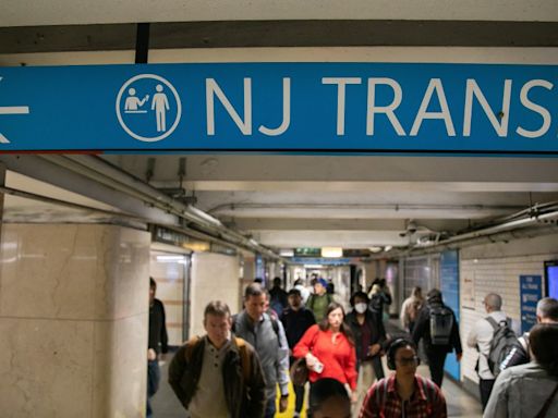 NJ Transit, Amtrak suspended between New York City and Philadelphia due to downed wire