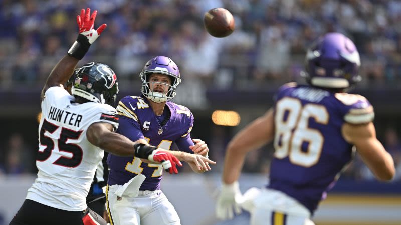 Vikings cement Super Bowl credentials, Ravens plunge Cowboys into crisis mode, Panthers get 1st win: NFL Week 3 Sunday review | CNN