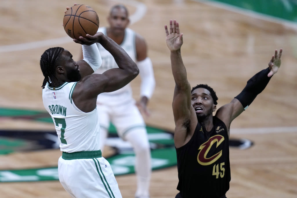 Brown, White lead Celtics’ 3-point onslaught, powering Boston to 120-95 Game 1 win over Cavaliers