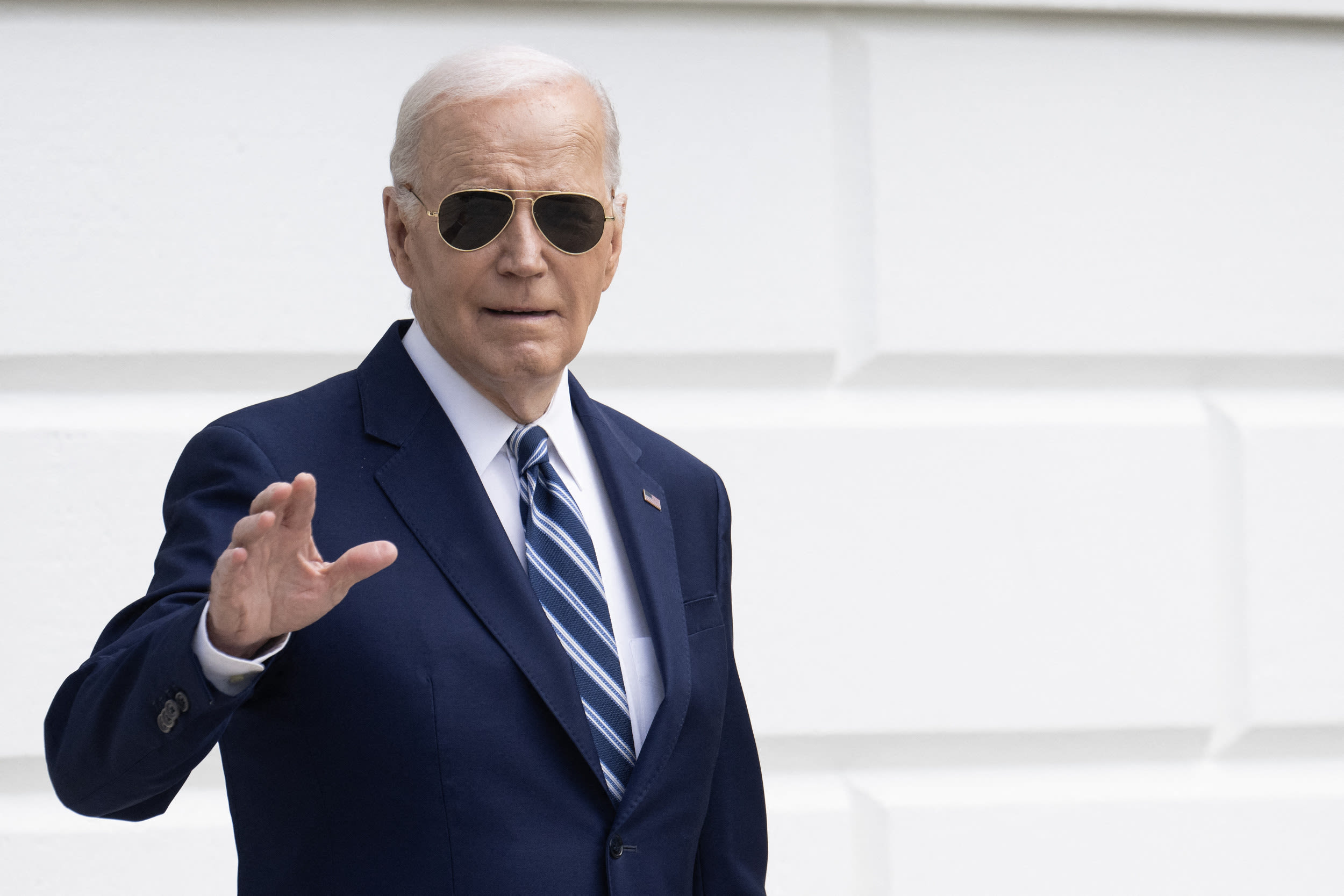 Joe Biden faces rebellion from governors over National Guard move