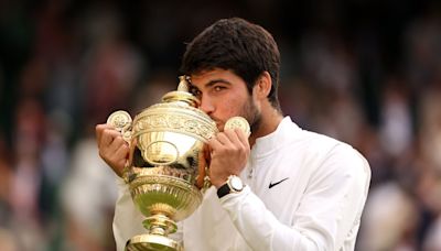 THROWBACK: Alcaraz beats Djokovic in a classic Wimbledon clash