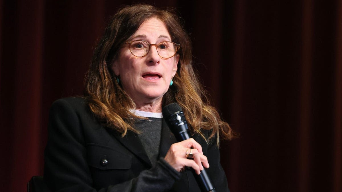 Nicole Holofcener calls the state of indie filmmaking "obscene"