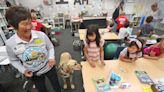 Hope View Elementary students, staff enjoy Service Dog Day