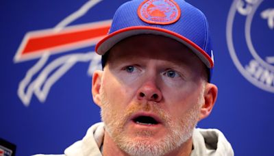 LIVE: Coach McDermott’s news conference before off-season workouts