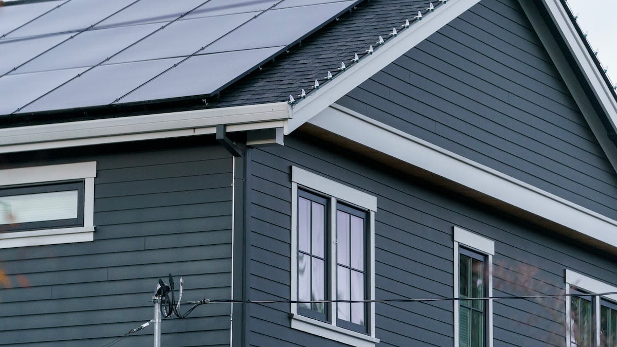 Oregon awarded nearly $87 million to increase solar adopting in low-income communities