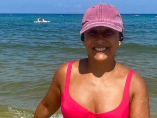 Saira Khan, 54, looks sensational in skimpy pink bikini