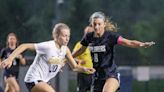 Hudson girls soccer pays tribute to seniors as hot start continues