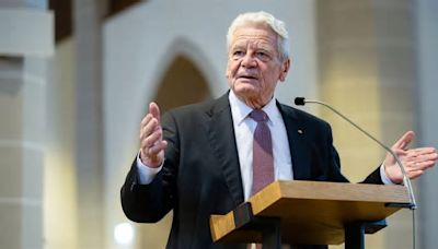 Mut statt Angst gegenüber rechten Gruppen: Joachim Gauck bei Bautzener Reden