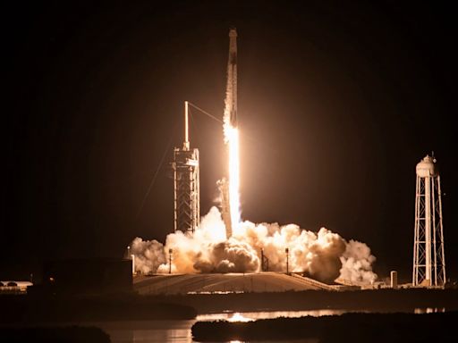 SpaceX guia espaçonave através da reentrada na Terra | Mundo e Ciência | O Dia