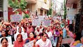 Mahila Congress protests dirty water supply in Jalandhar West