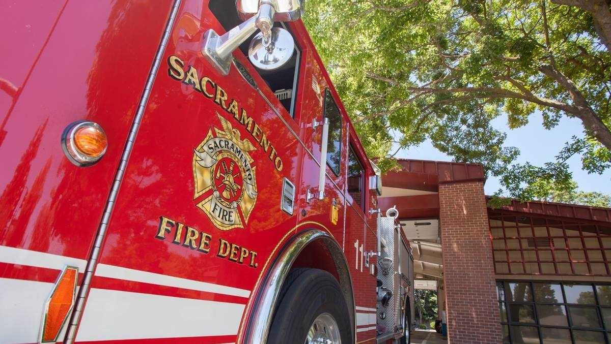 2 killed in Sacramento room and board house fire