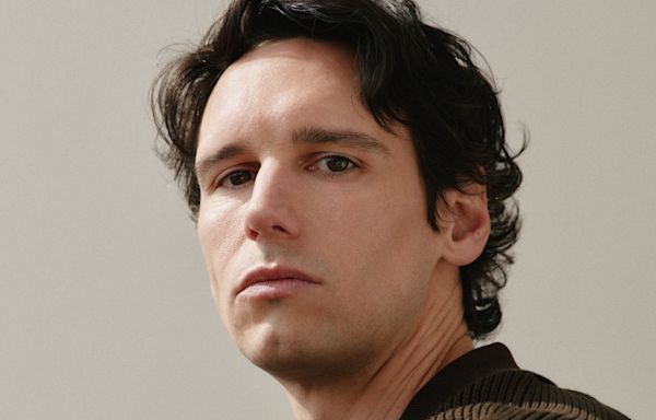 ‘Saturday Night’: How Cory Michael Smith Transformed Into Chevy Chase