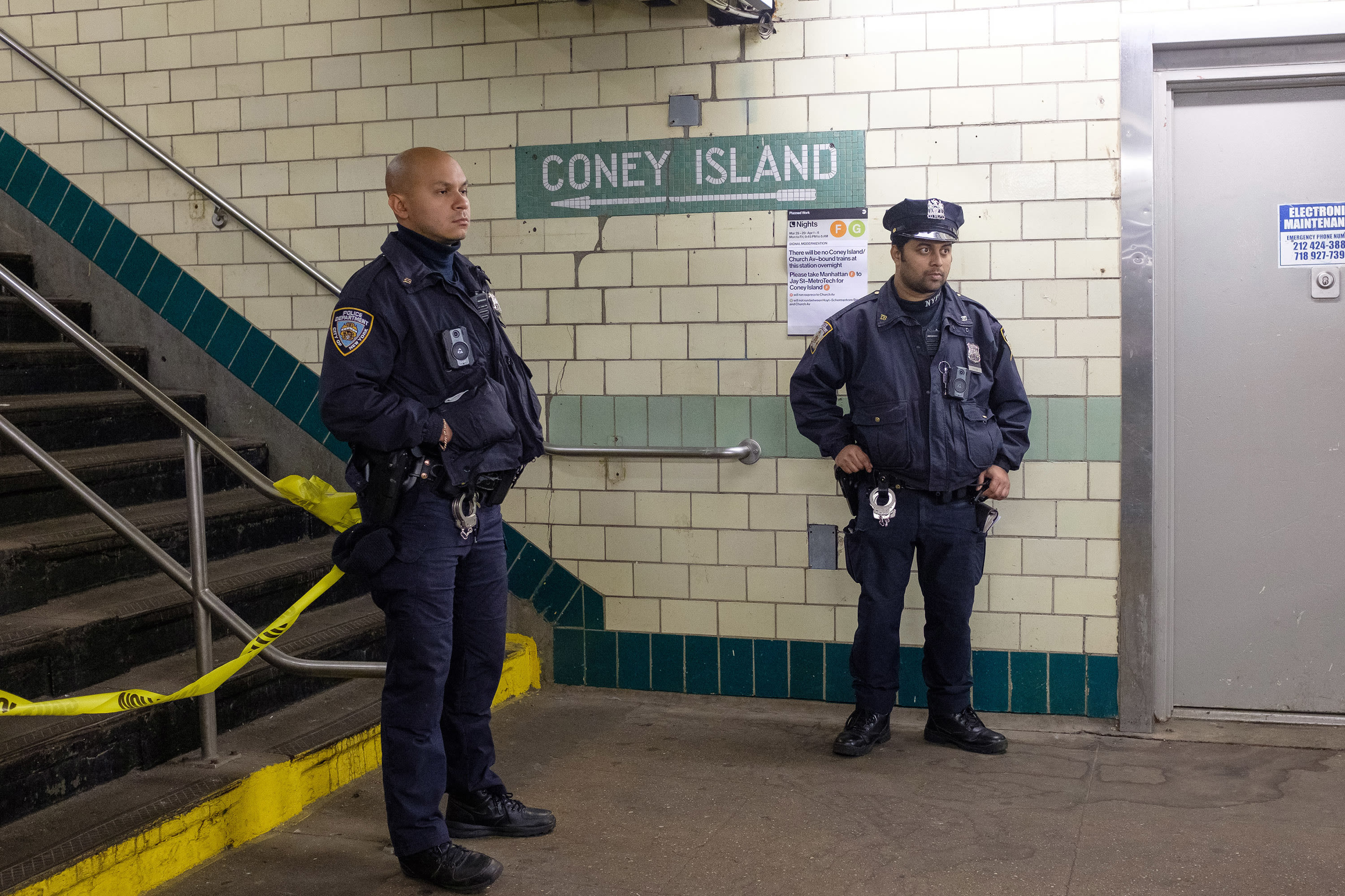 NYC subway crime down 6%, led by drops in robberies and assaults, NYPD says