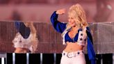 Dolly Parton Performs in Dallas Cowboys Cheerleader Uniform at Thanksgiving Halftime Show