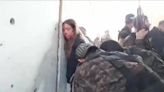 Sale a la luz un vídeo de la captura de mujeres soldados israelíes a manos de Hamás el 7 de octubre