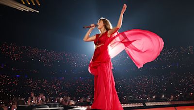 Taylor Swift Performs in Portugal for First Time, Praises Crowds for Eras Tour Love During Emotional Speech: “Took ...