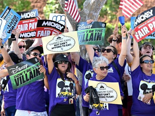 Disneyland workers won a 31% pay rise after a 4-month campaign and a vote to strike