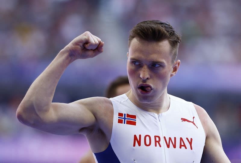 Olympics-Athletics-Warholm enjoys confident start to 400 hurdles title defence