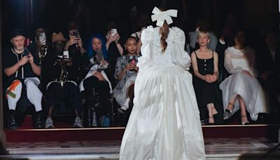 Haute couture : les fantômes de l'Opéra Chanel