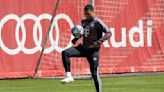 Bayern's Gnabry returns to training outside after five weeks out