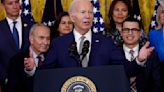 What Texas Democrats & Republicans are saying about new Biden immigration program