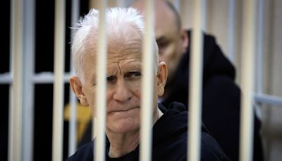 Nobel laureates call on Belarus' leader to release all political prisoners