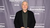 Robert De Niro to Play Dual Roles in Crime Drama Wise Guys from Director Barry Levinson: Reports