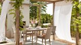 How to hang outdoor curtains – and why every backyard needs them