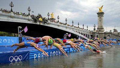 « On saura demain si je suis malade ou pas » : des athlètes inquiets après le triathlon dans la Seine