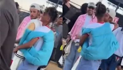 Justin Bieber y Jaden Smith causan polémica con 'beso' en Coachella