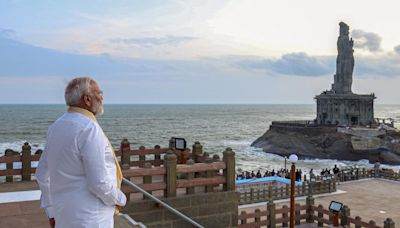 Narendra Modi begins meditation at Vivekananda Rock Memorial