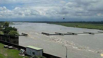 高雄山區大雨持續越域引水助攻 推升南化水庫蓄水率破3成5