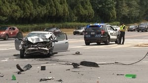 Fire truck gets in head-on collision while responding to fire in Cobb Co., 2 injured