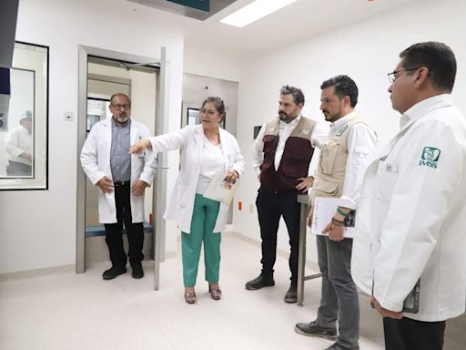 Zoé Robledo asegura mantenimiento a equipos de aire en clínicas del IMSS de Torreón