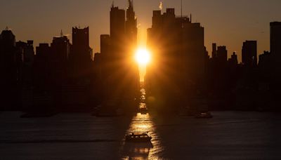 New York City's sunset phenomenon Manhattanhenge returns for first time this year