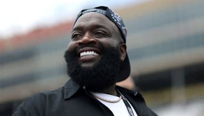 Rick Ross verbally smacked Drake in the face by calling him white boy